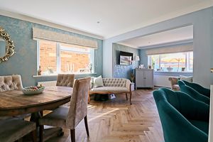 Family Room- click for photo gallery